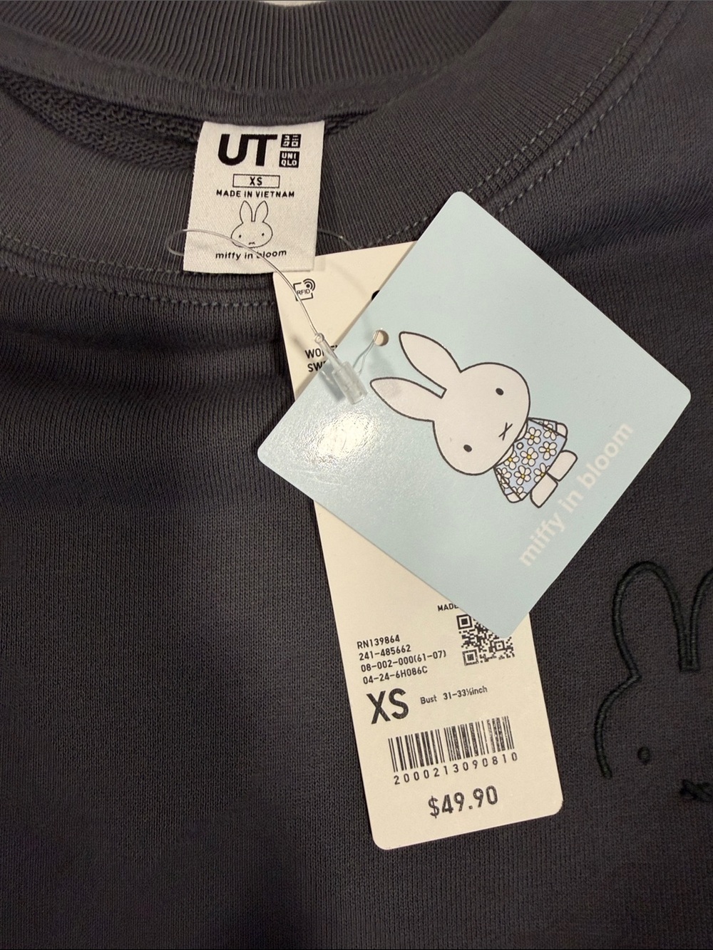 Uniqlo x Miffy Sweatshirt - Picture 9 of 13